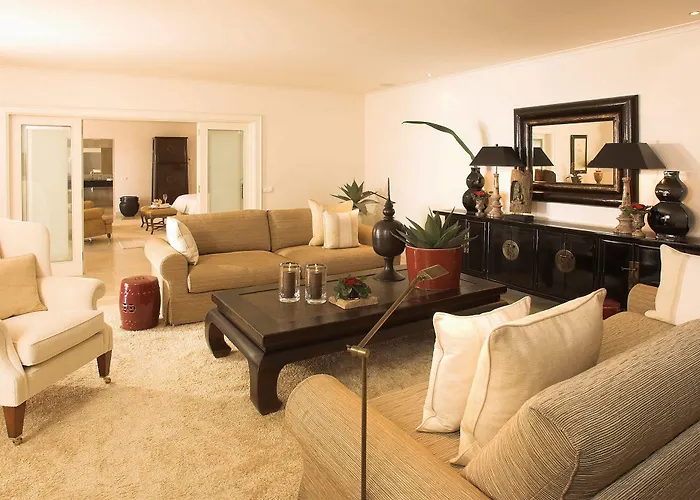 Joya Албуфейра