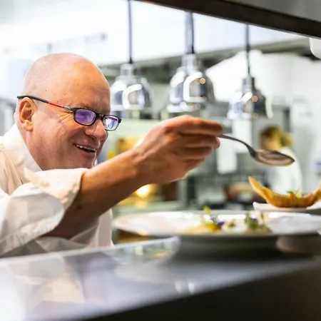 Joya Αλμπουφέιρα